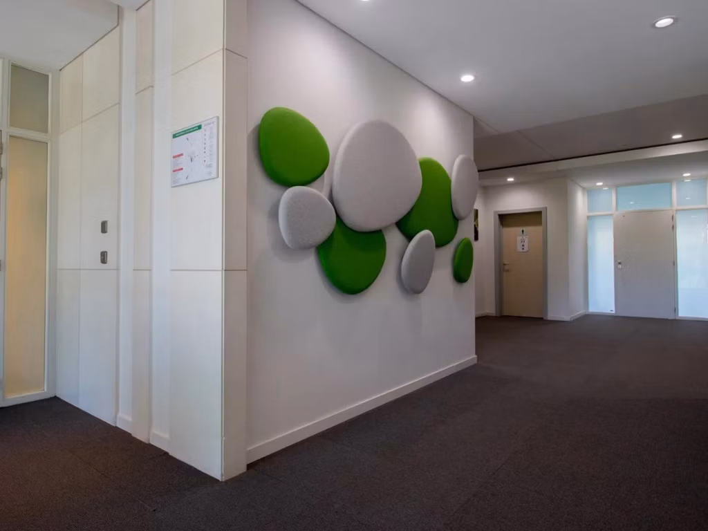 TO LET - OFFICES - ZAVENTEM