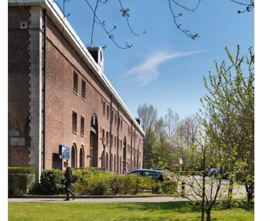  A LOUER - BUREAUX - WATERLOO