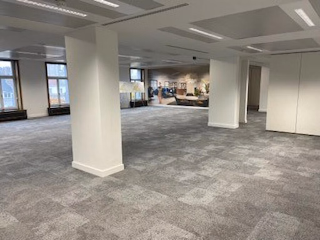 LOUISE 81 - B - 352/3455