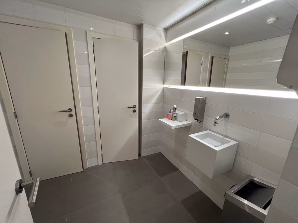 TE HUUR - KANTOREN - BRUSSEL