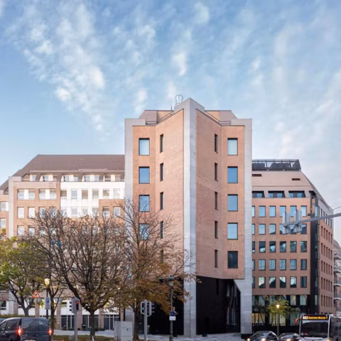 Kantoorgebouw te huur <br> Ixelles