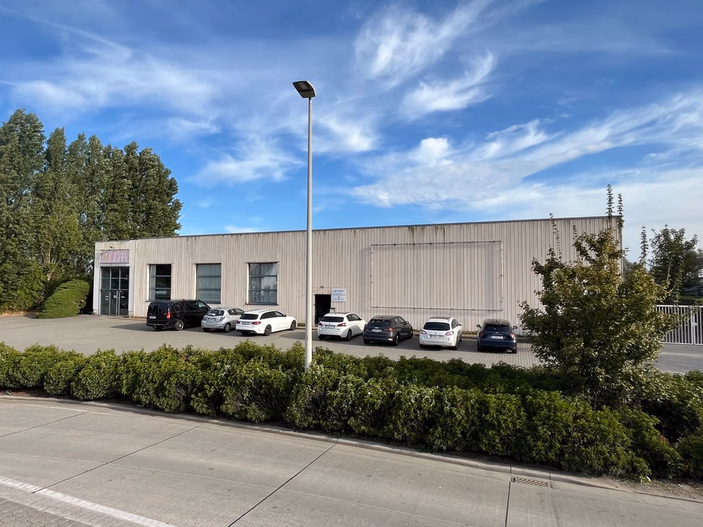 KMO-UNIT 240 M² - 720 m² TE HUUR – Rumst  – NABIJ E19 EN A12
