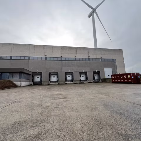 Entrepôt à louer <br> Tournai