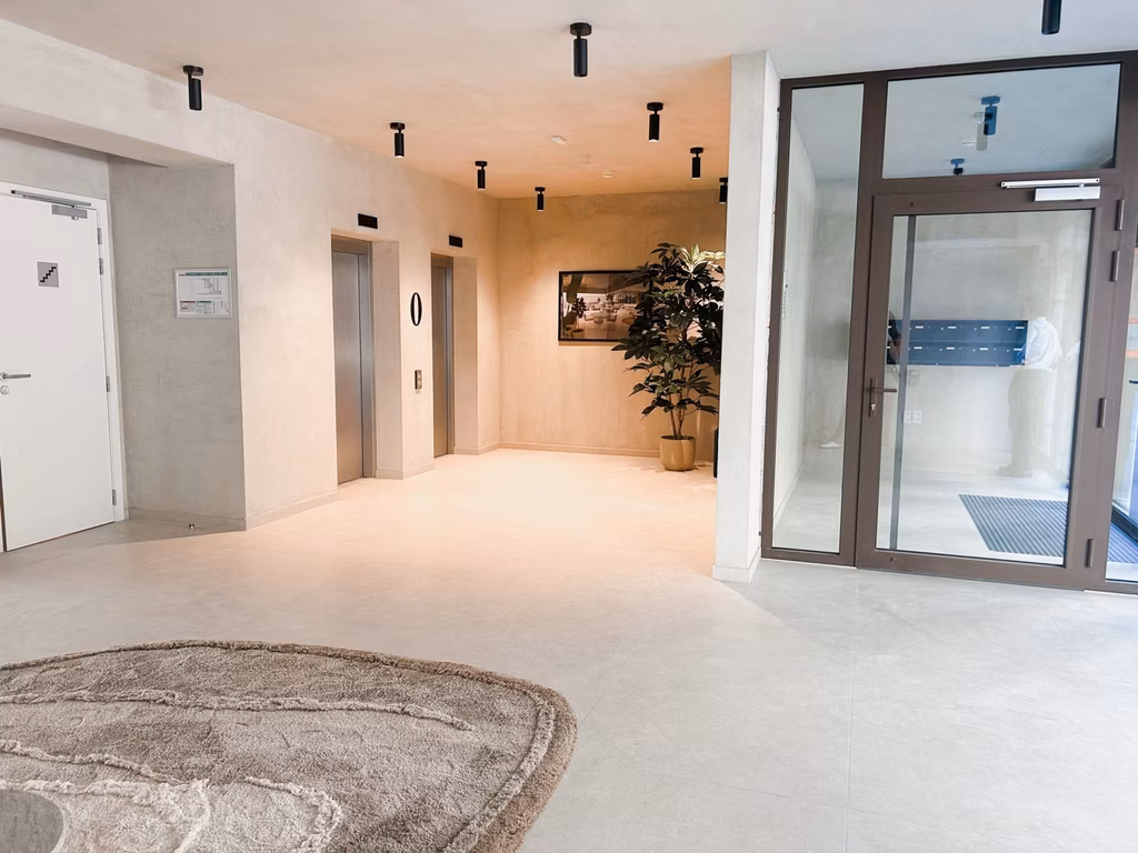 A LOUER - BUREAUX - ETTERBEEK (BRUXELLES)