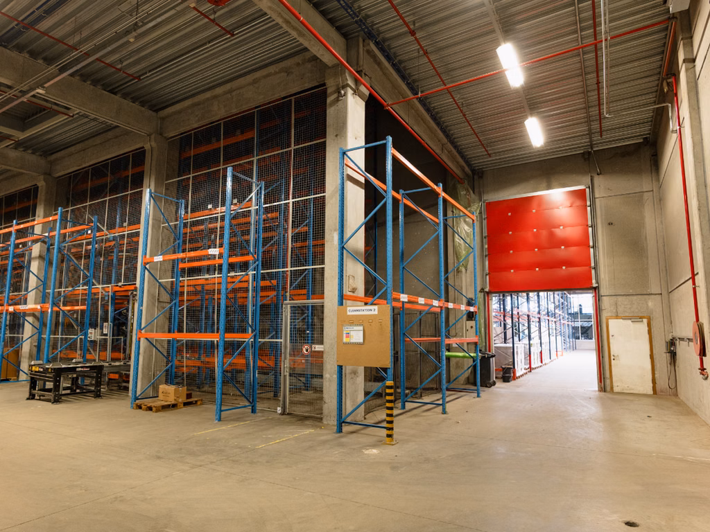 A VENDRE BATIMENT COMMERCIAL ZWIJNDRECHT