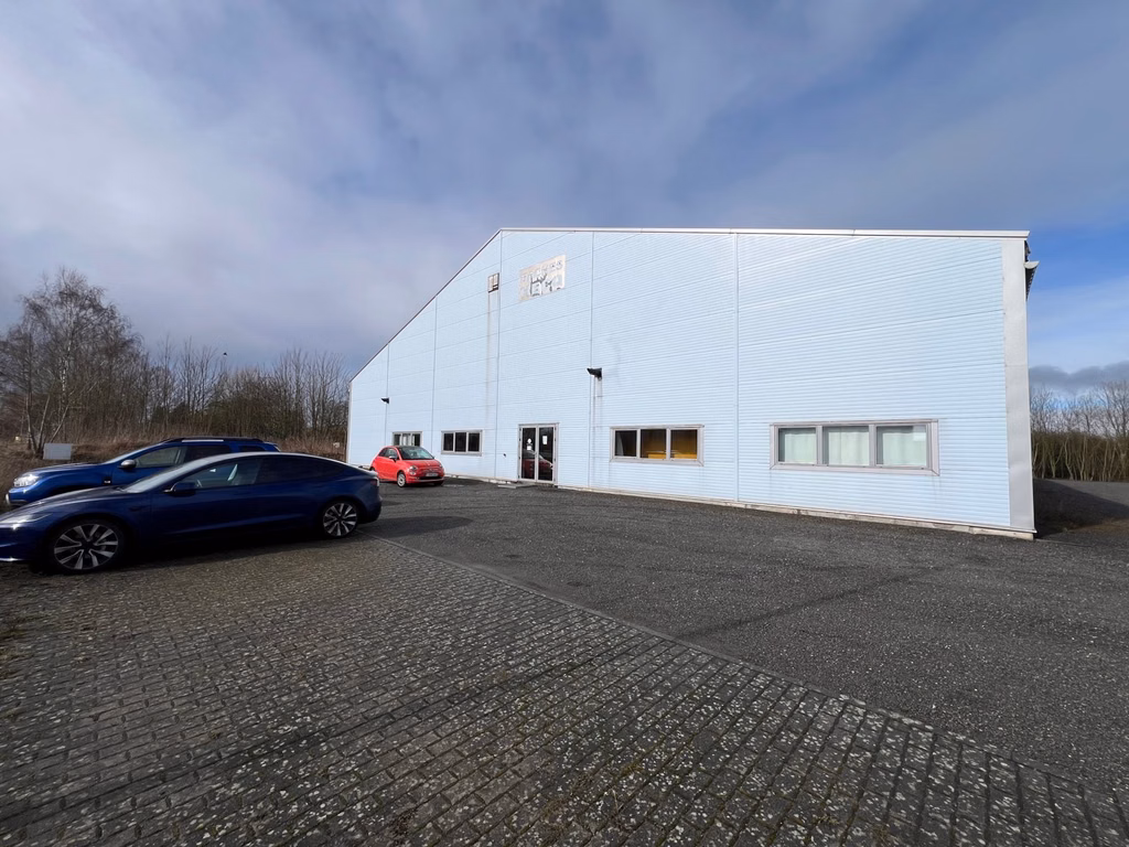 A LOUER - P.A.E Thuin-Lobbes - entrepôt