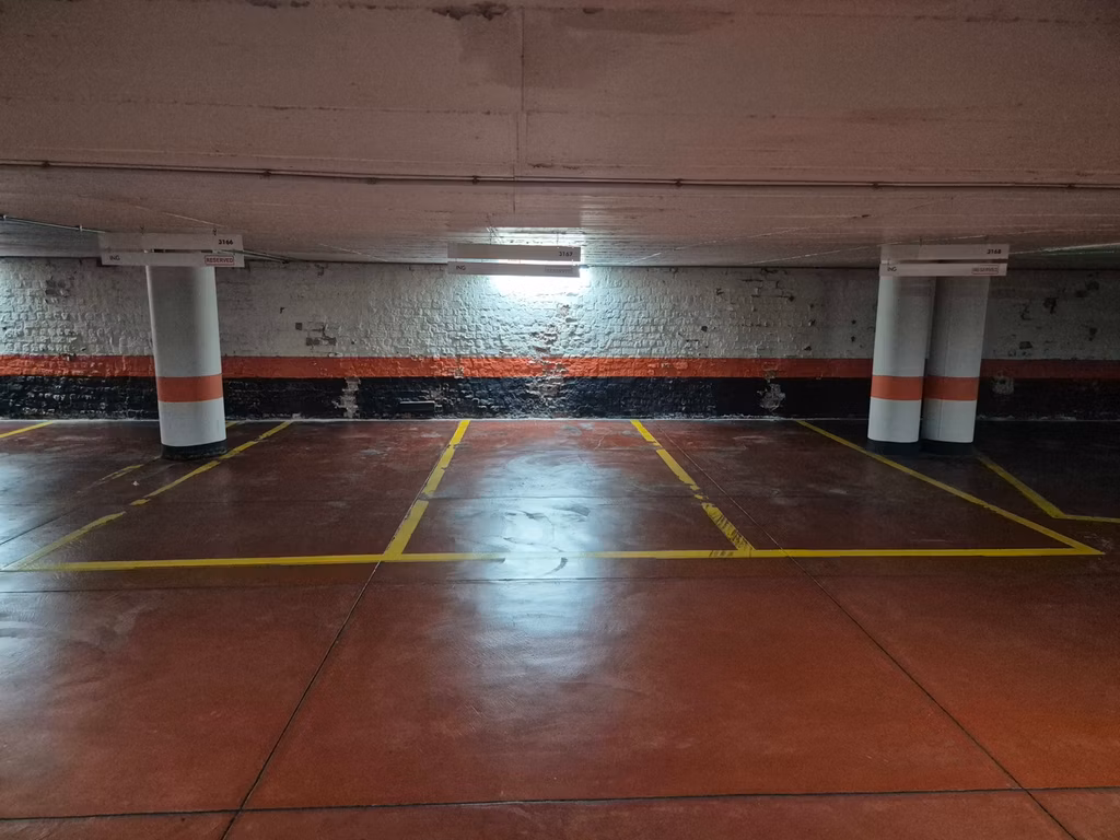 Place du Champ de Mars 5