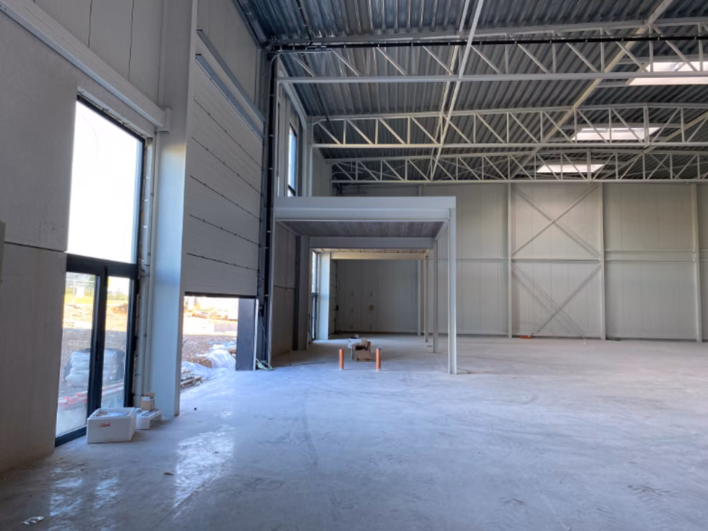 A LOUER - P.A.E Ecolys/Namur-Nord-Rhisnes - entrepôt