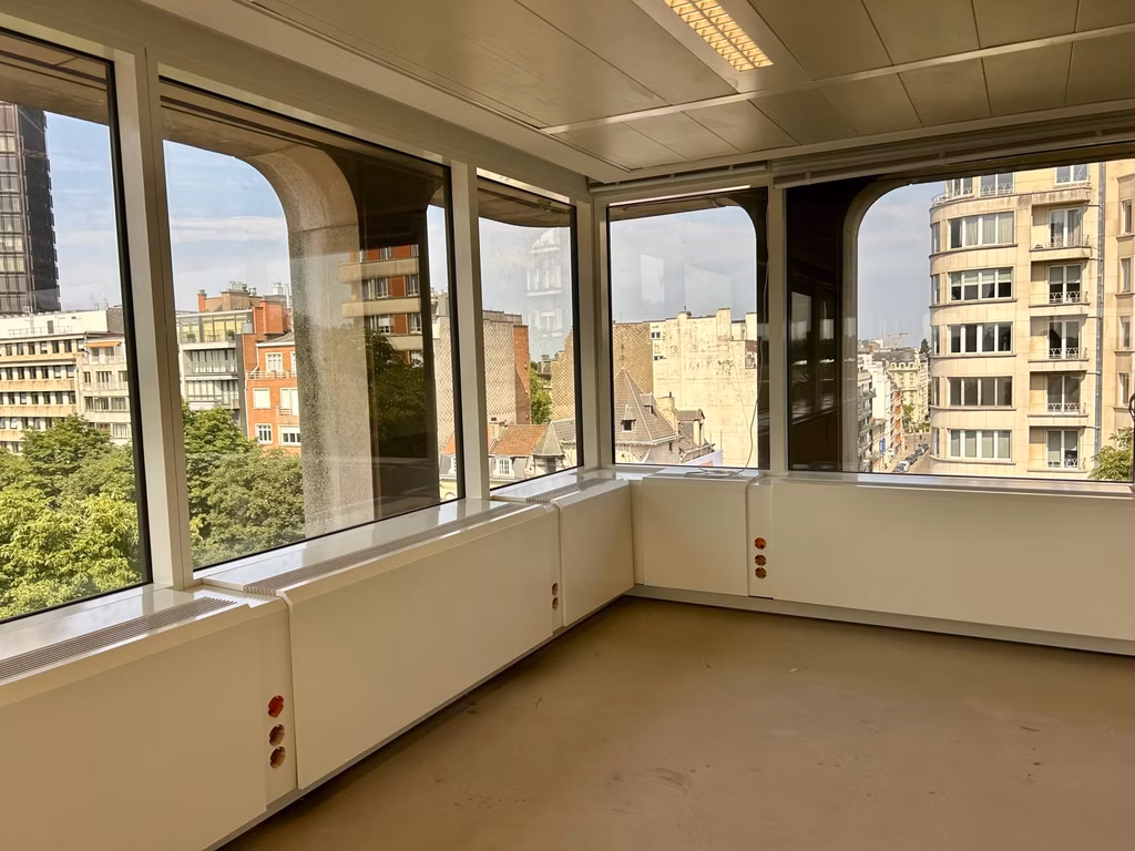 A LOUER - BUREAUX - BRUXELLES