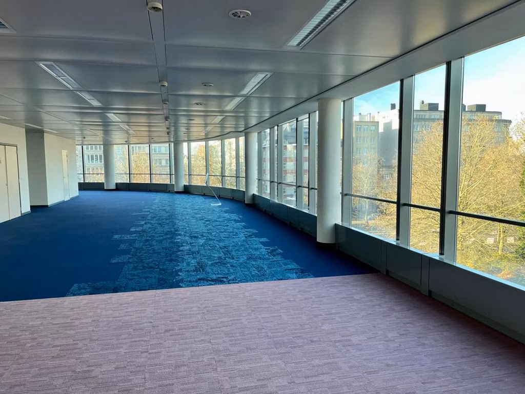 TE HUUR - KANTOREN - BRUSSEL 