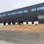 À LOUER ENTREPÔT NEUF ET BUREAUX MALINES