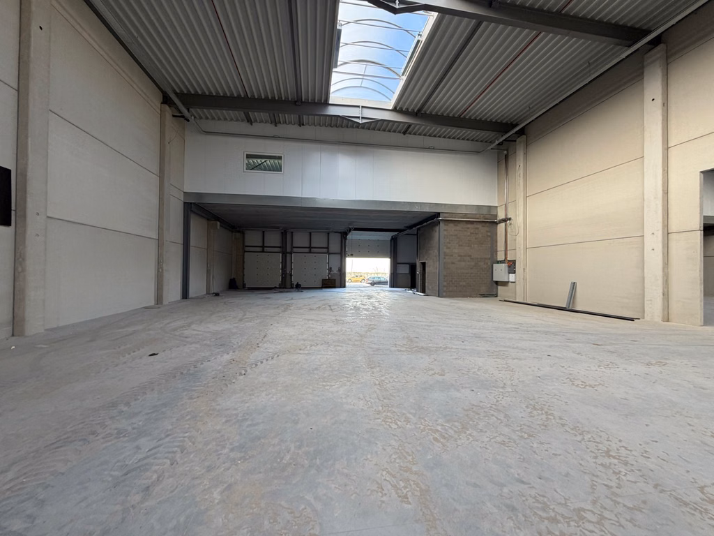 FOR RENT NEW-BUILD WAREHOUSE AND OFFICES MECHELEN