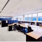 TE HUUR KANTOORGEBOUW IN ZWIJNDRECHT