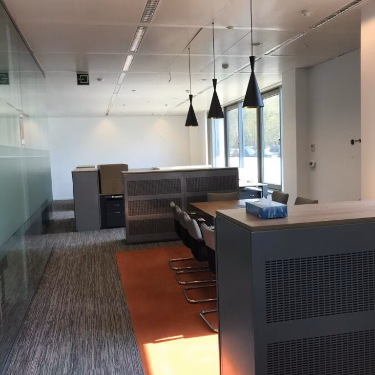 A LOUER - BUREAUX - BRUXELLES