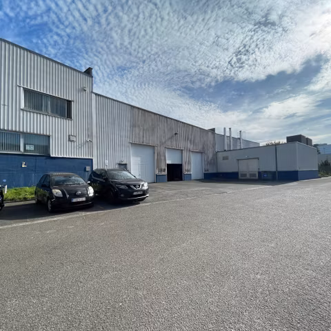 Industrieel gebouw te huur <br> Machelen