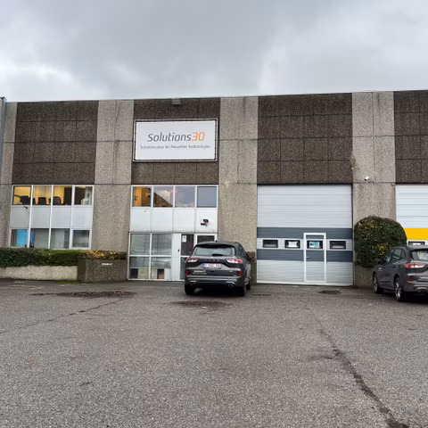 Industrial building for rent <br> Charleroi Gosselies