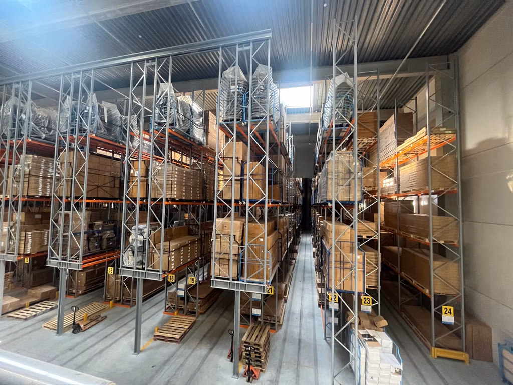 EUROPALAAN 41 - MAGAZIJN +2