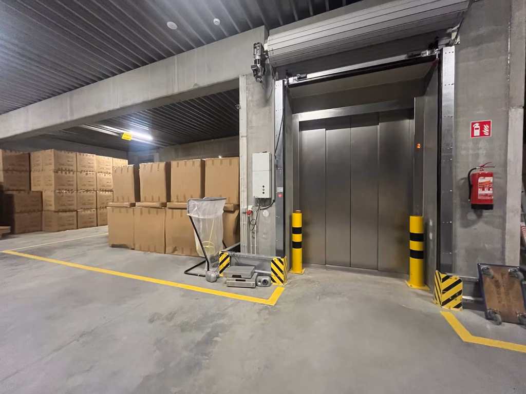 EUROPALAAN 41 - MAGAZIJN +1