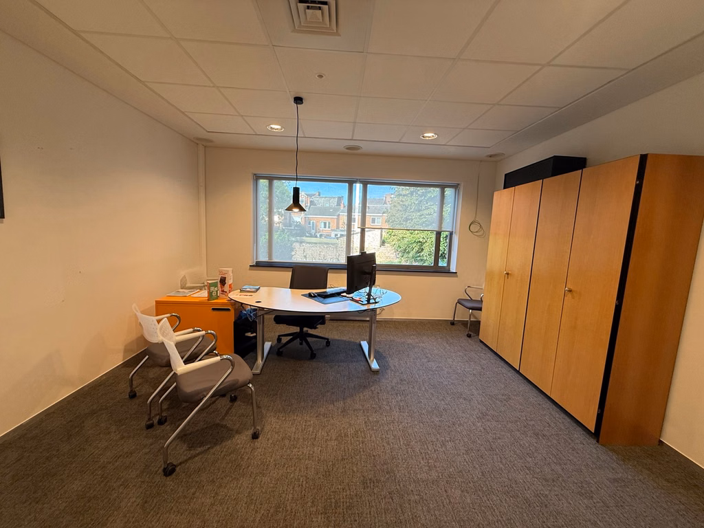 A VENDRE BIEN D'INVESTISSEMENt DANS LE CENTRE DE WAREMME