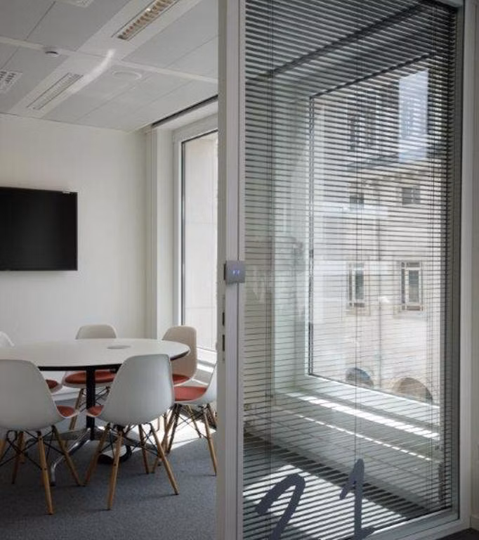 PRINCES 8-10 - B - 352/4029