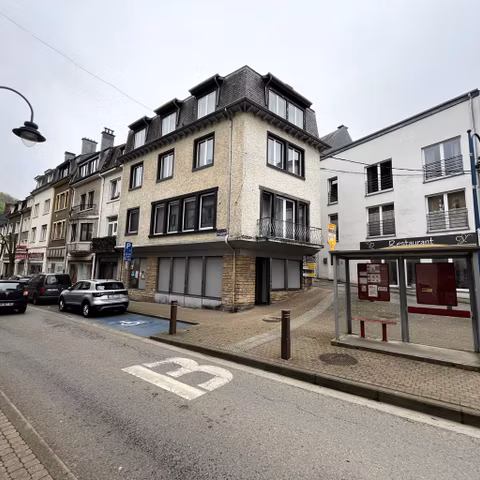 Individual shop for sale <br> Bouillon