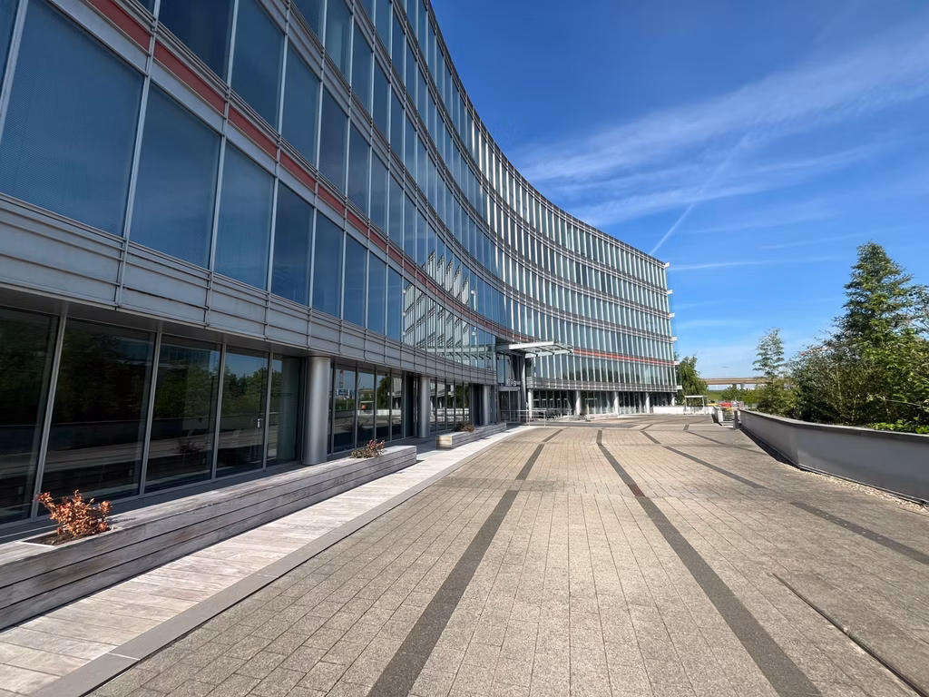 DA VINCI 3-11 - CORPORATE VILLAGE