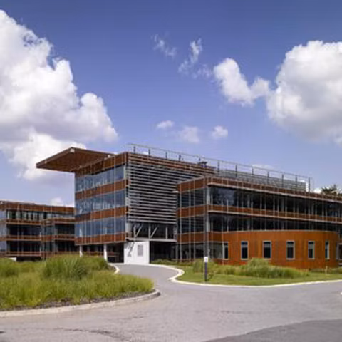 Immeuble de bureaux à louer <br> Lives-Sur-Meuse