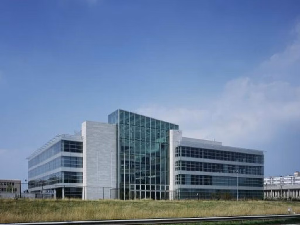 A LOUER - BUREAUX - MACHELEN 