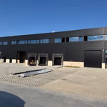 À LOUER ENTREPÔT NEUF ET BUREAUX MALINES