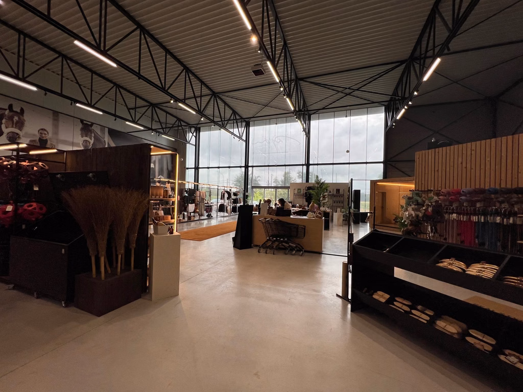 A LOUER - P.A.E Naninne - entrepôt/showroom