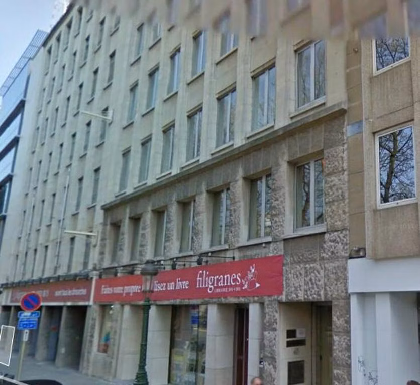 ARTS 40 - B - 352/0993