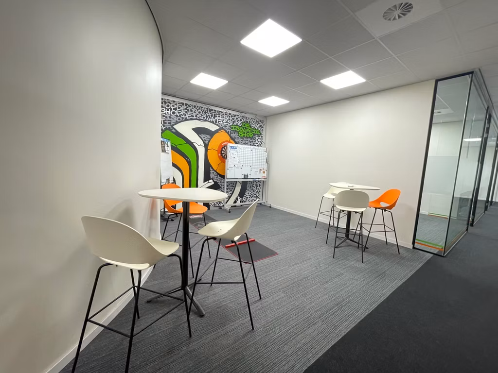 FOR RENT WAREHOUSE WITH OFFICES IN MECHELEN