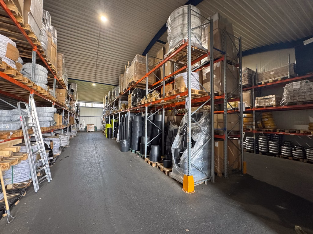 TE KOOP - Semi-industrieel gebouw - Thimister