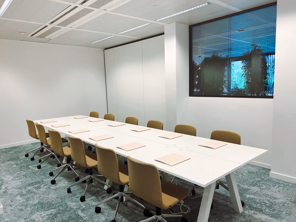 TO LET - OFFICES - BRUSSELS