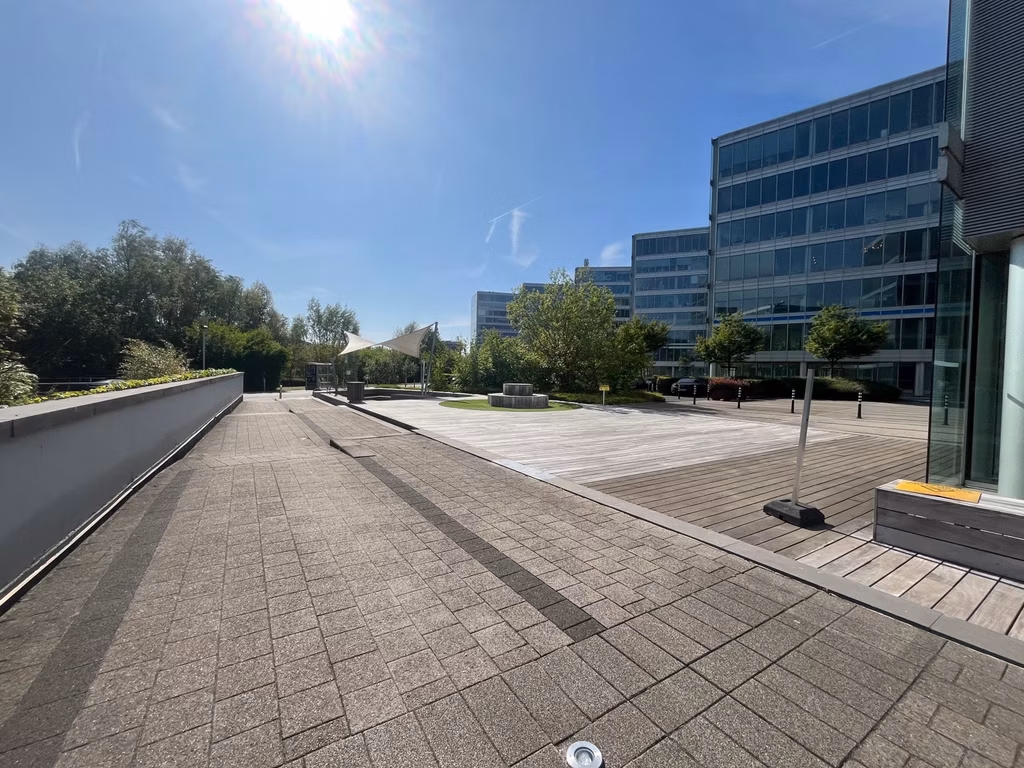 DA VINCI 3-11 - CORPORATE VILLAGE