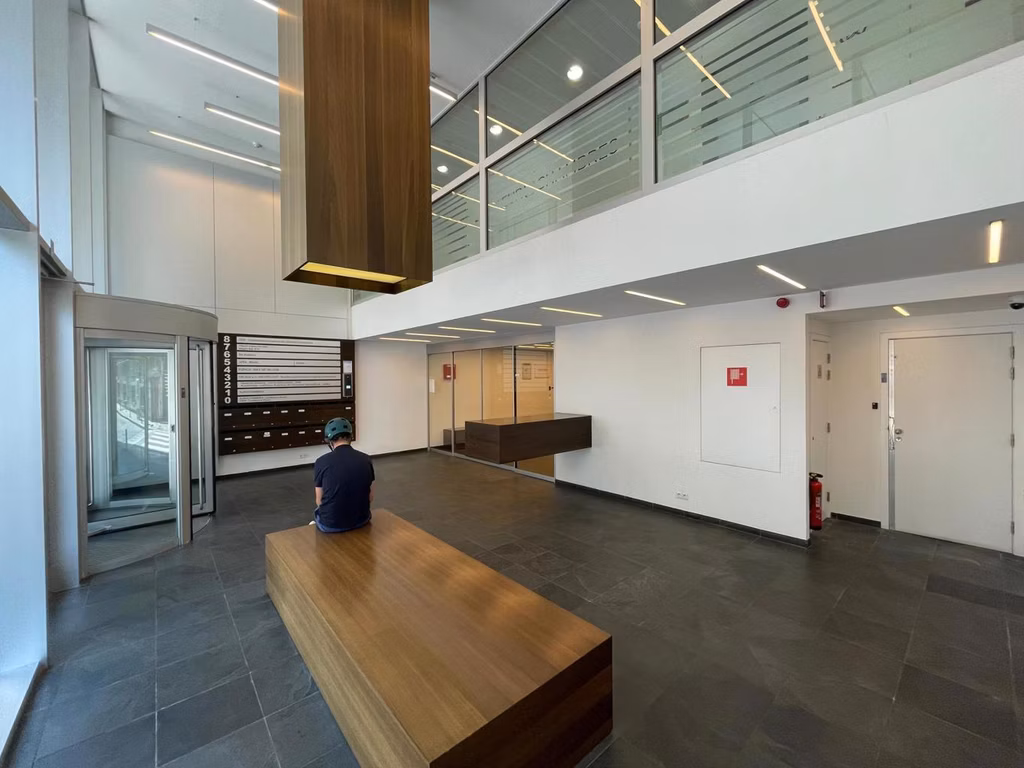 A LOUER - BUREAUX - BRUXELLES