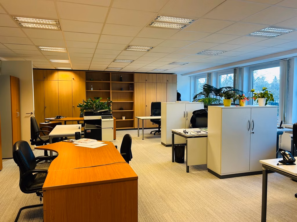 PLATEAU 3EME ETAGE / DROITE