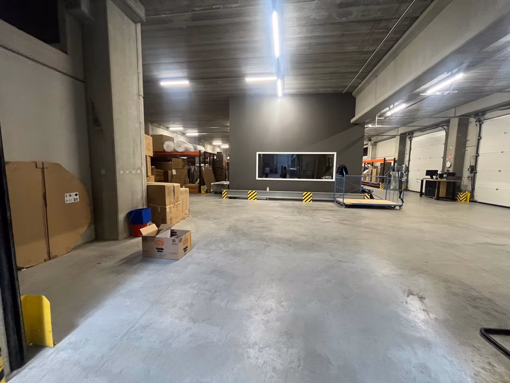 EUROPALAAN 41 - MAGAZIJN +1