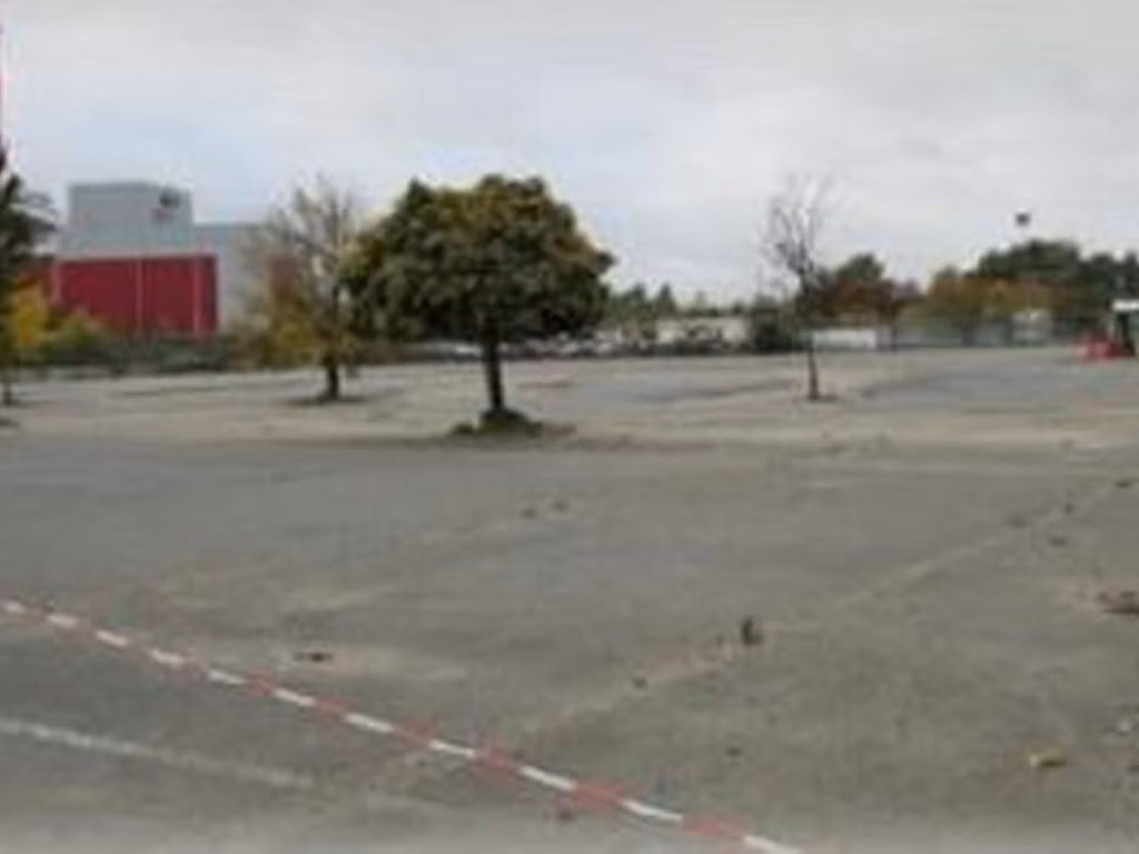 SURFACE PAVÉE/PARKING À LOUER À WILRIJK