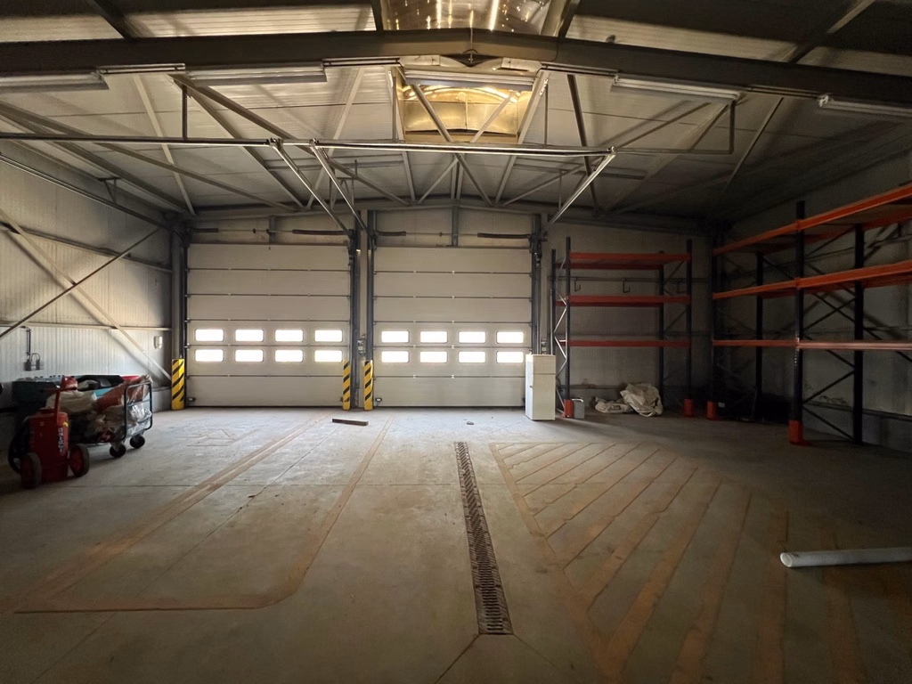 A VENDRE - P.A.E Soignies Guelenne - Immeuble semi-industriel
