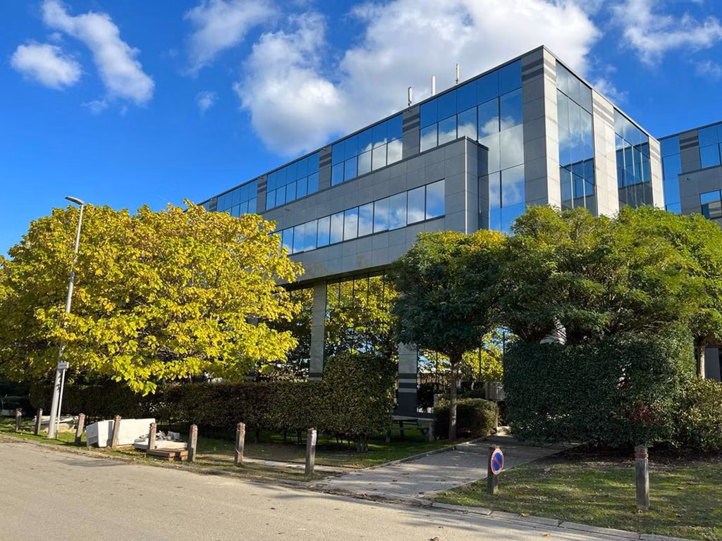 A LOUER - BUREAUX - MACHELEN