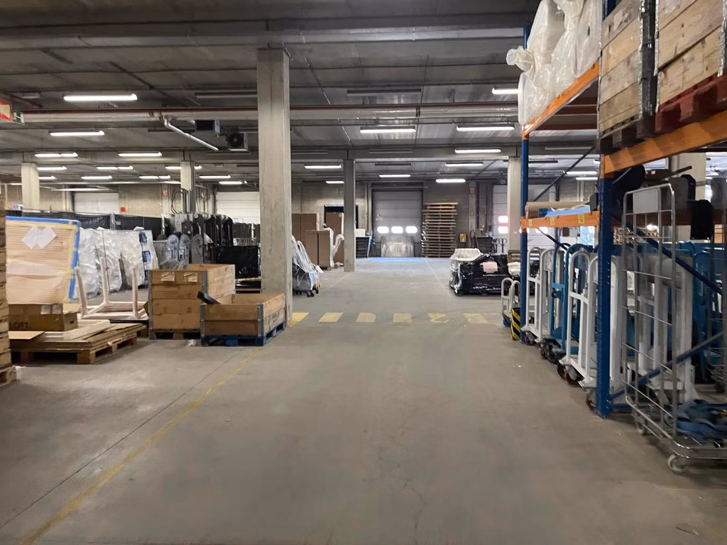 TE HUUR OPSLAGRUIMTE MECHELEN