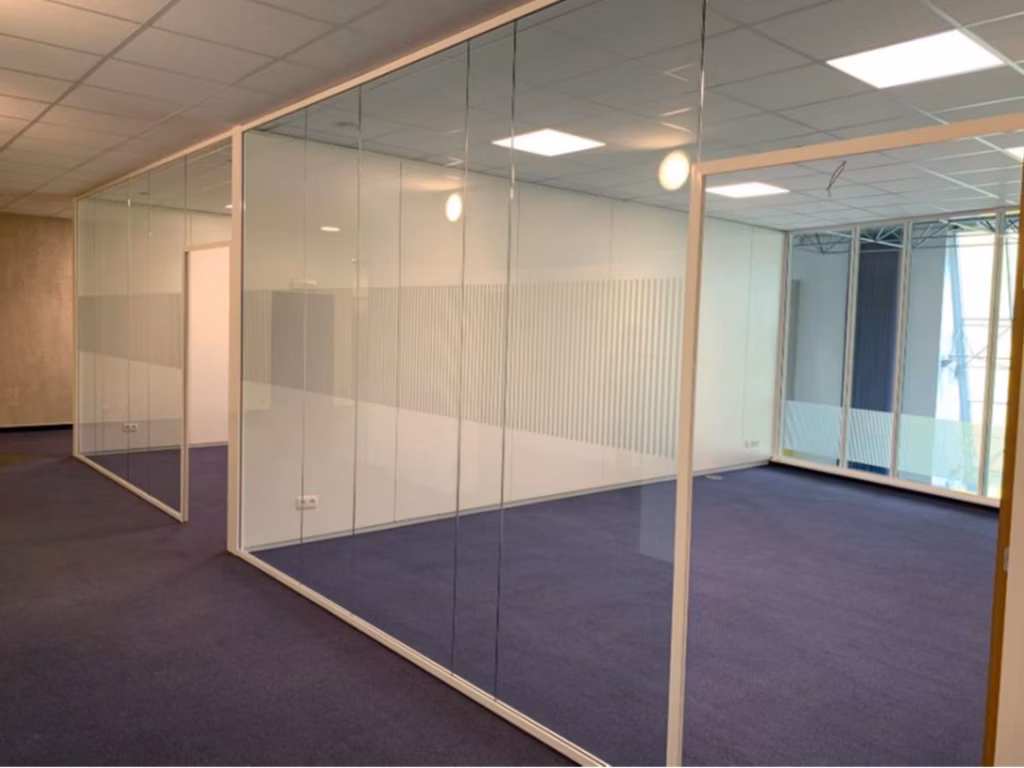 TE HUUR KANTOREN TE GEEL