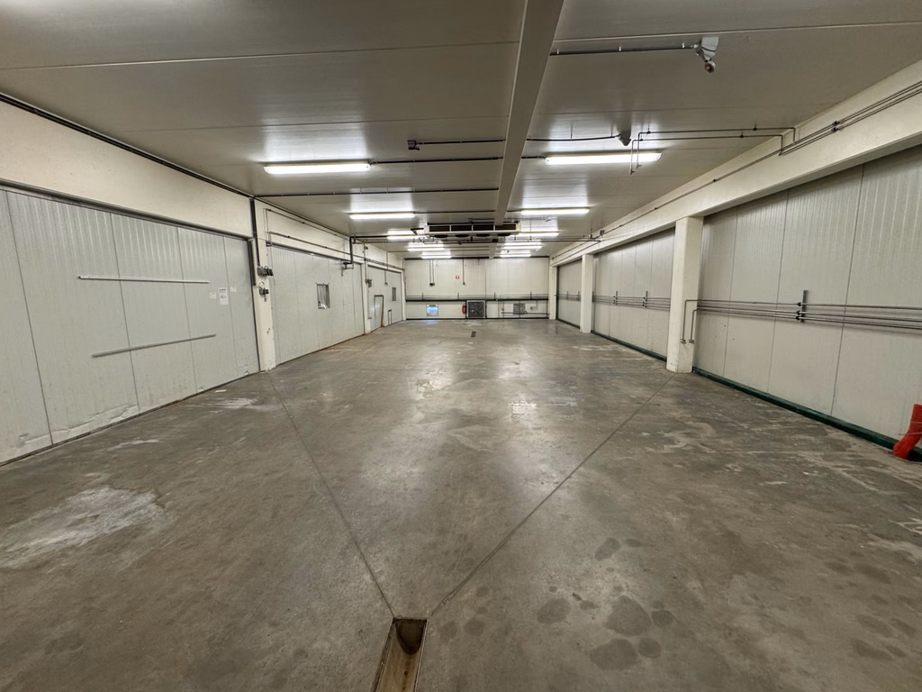 TE KOOP - Aarlen (Weyler) - Semi-industrieel gebouw