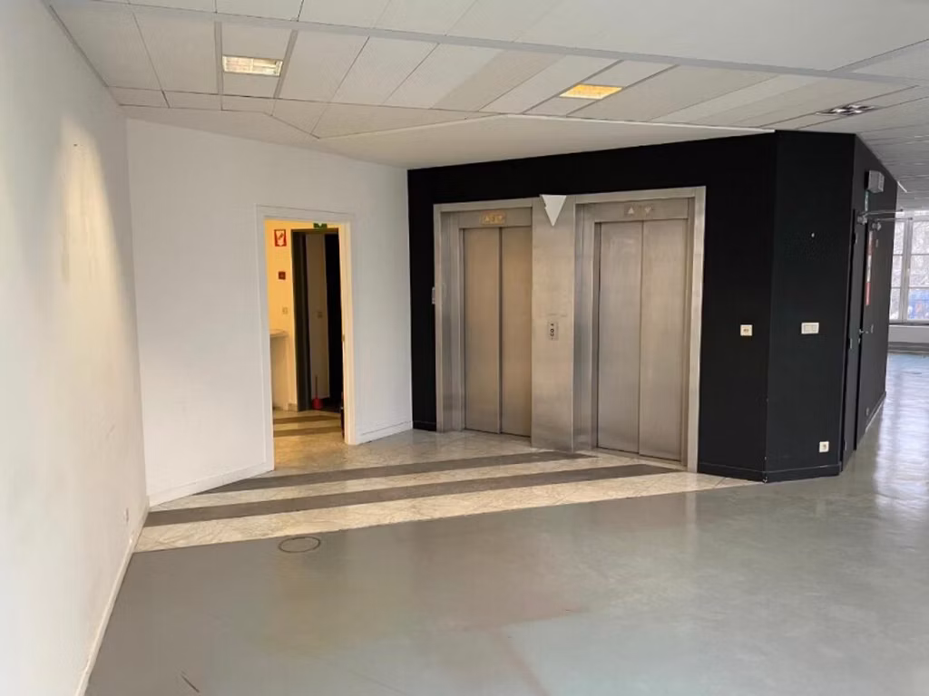  A LOUER - BUREAUX - BRUXELLES 