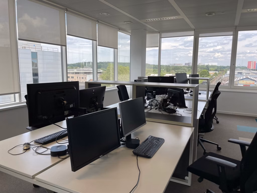 A LOUER - GANSHOREN - BUREAUX 