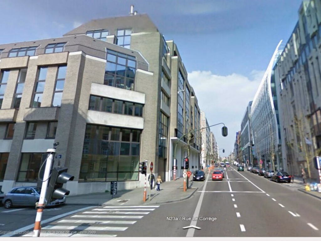 A LOUER - BUREAUX - BRUXELLES