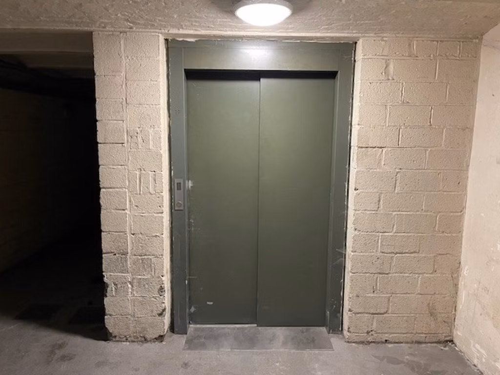 POINCARE 61 - B+E - 352/1213