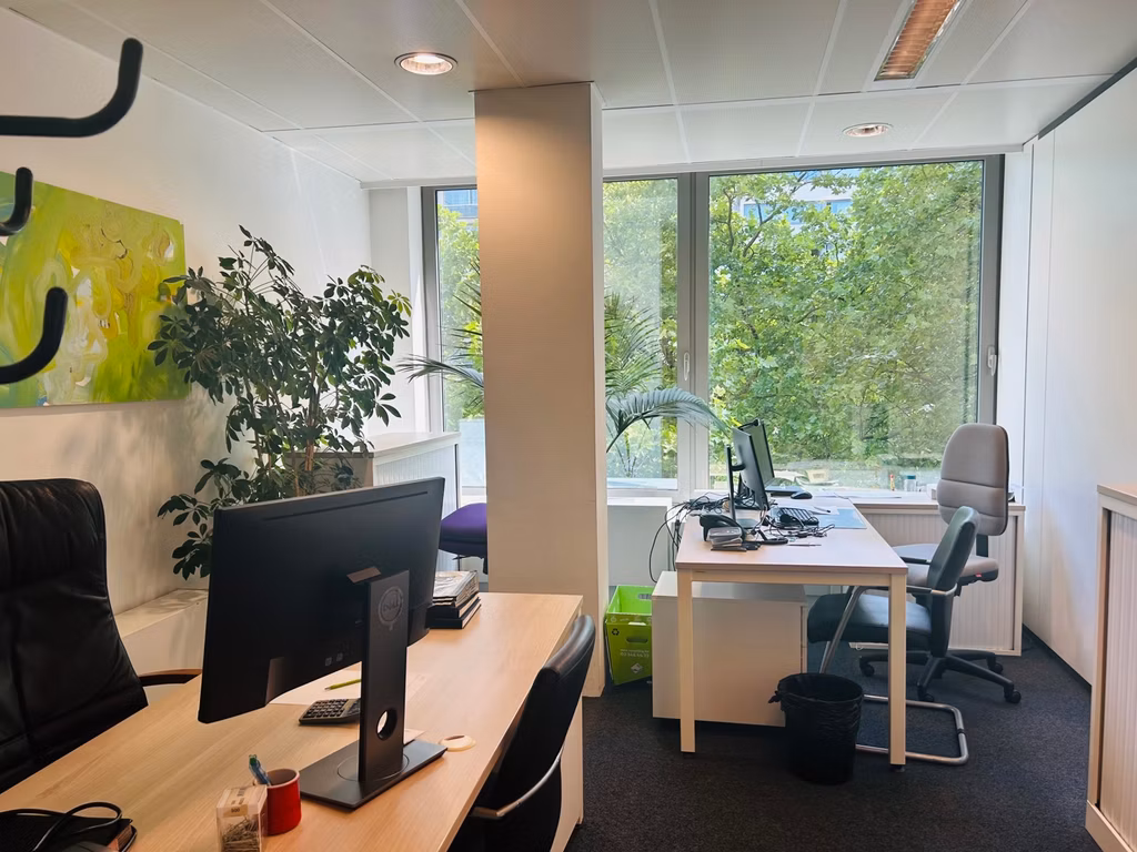 A LOUER - BUREAUX - BRUXELLES