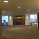 BURO & DESIGN CENTER - B - 352/1011